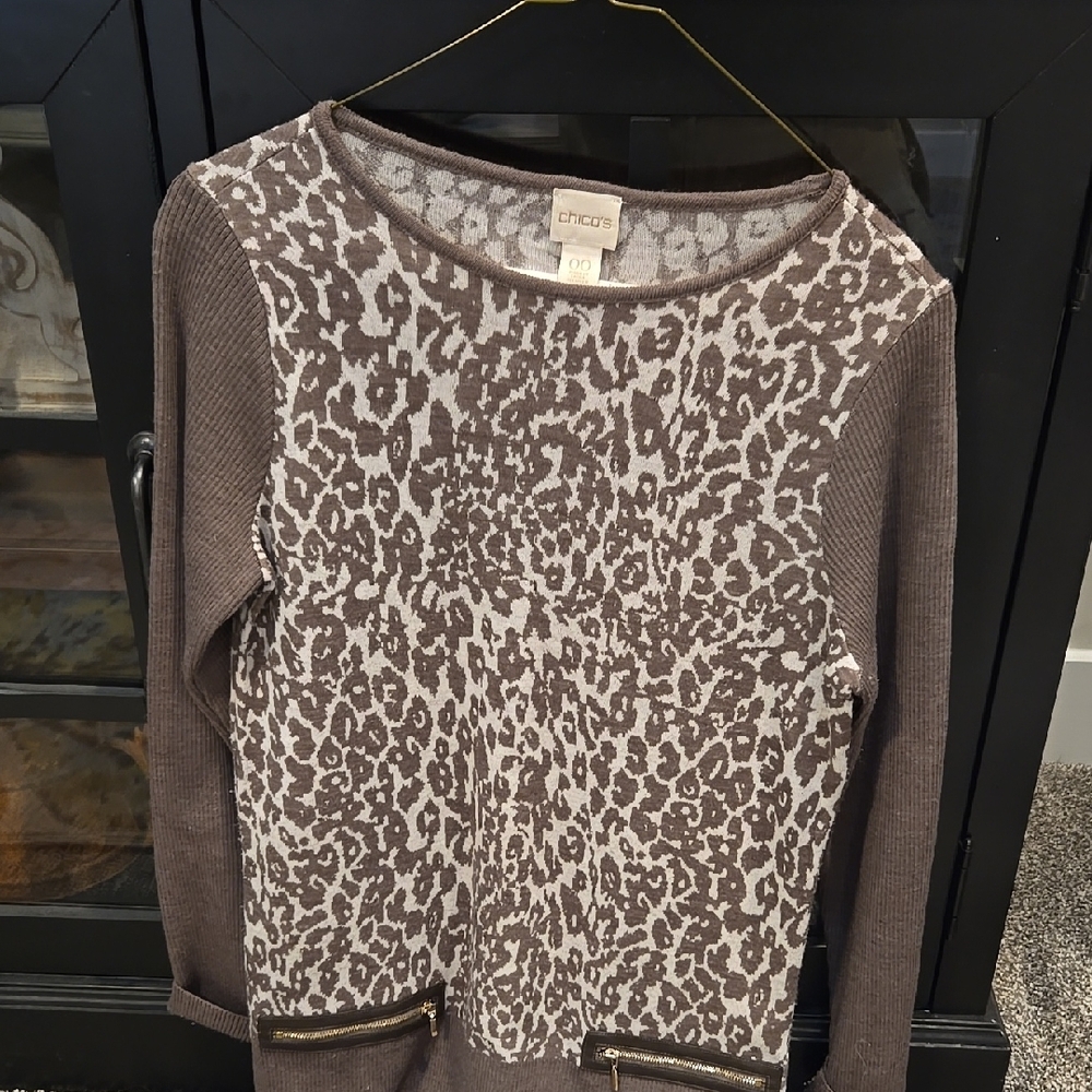 Chico's Animal Print Sweater Sz 00